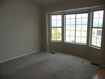 4th image of 5760 S Woodview Dr