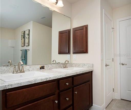 4th image of 14438 Dunrobin Dr