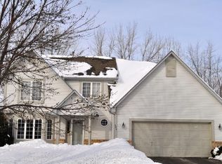 547 Eagle Ridge Rd, Woodbury, MN 55125