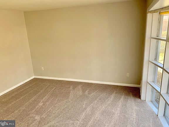 3rd image of 13000 Arctic Ave