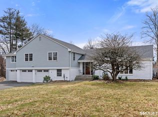 9 Juniper Lane, West Hartford, CT 06117