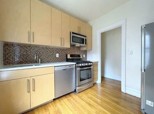 19 Christopher St, New York, NY 10014