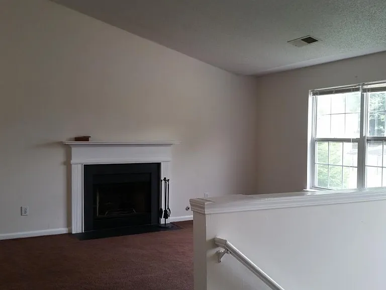 1712 English Ivey Ln NW — Photo 2