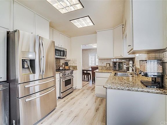 3rd image of 3320 Prospect Ave
