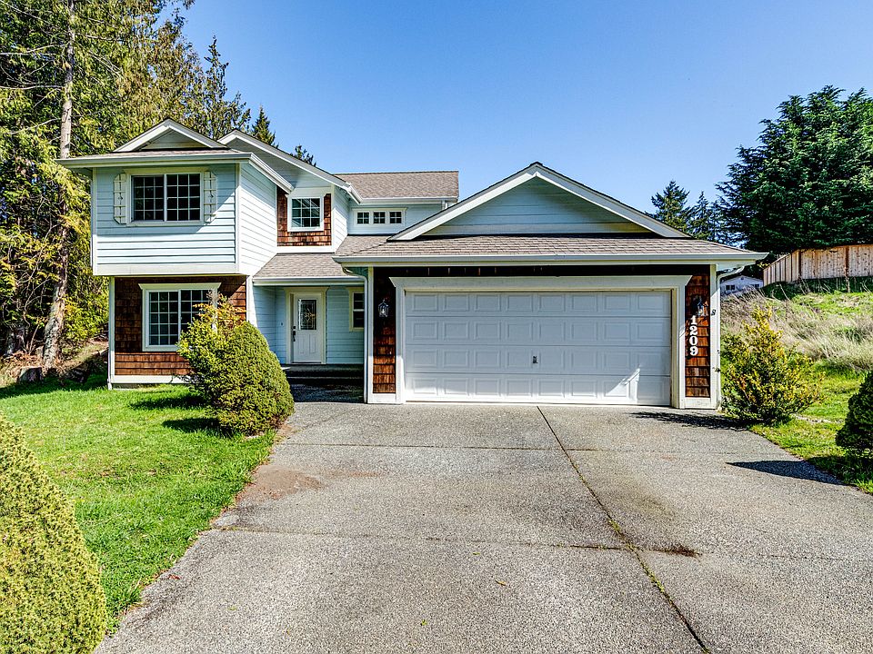 1st image of 1209 Rolling Hills Dr