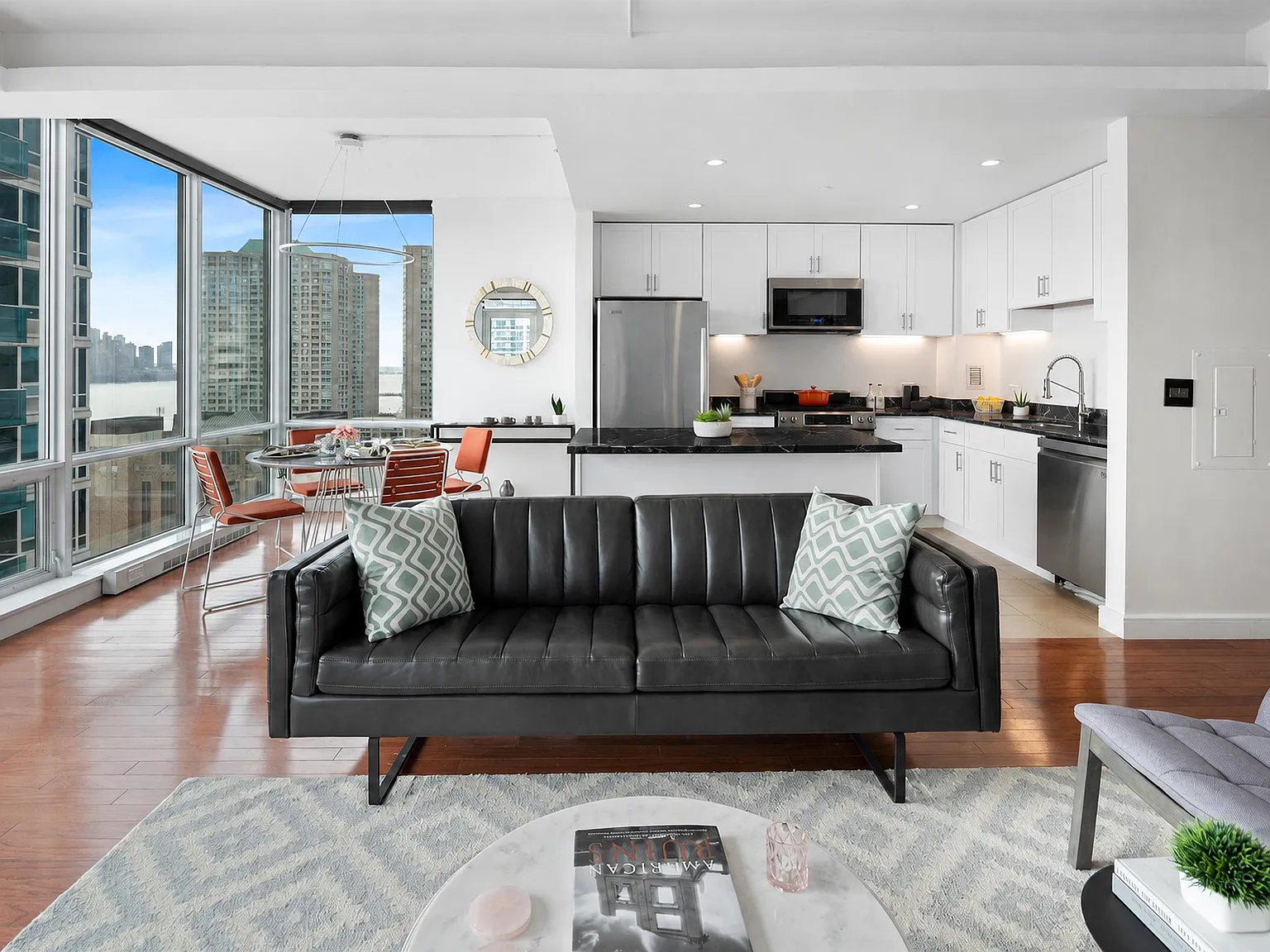 Shore North — Photo 3