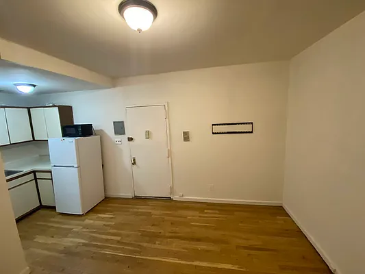 Rented by Hirsch Enterprises Incorporated | media 12