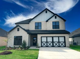 534 Oak Creek Dr, Lavon, TX 75166