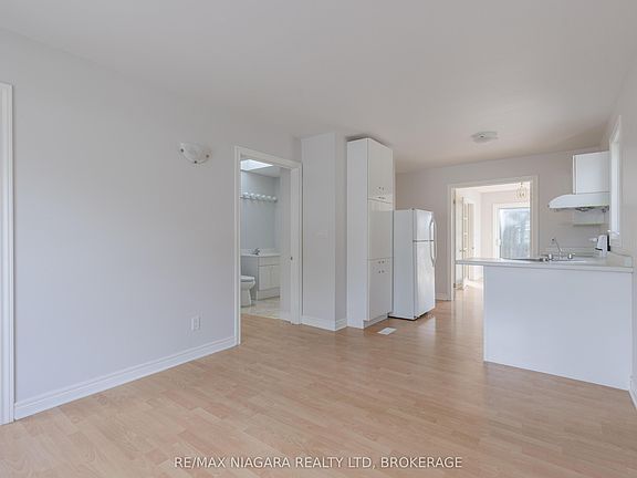 3rd image of 6474 Taylor St