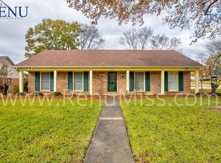 534 Live Oak Dr, Madison, MS 39110