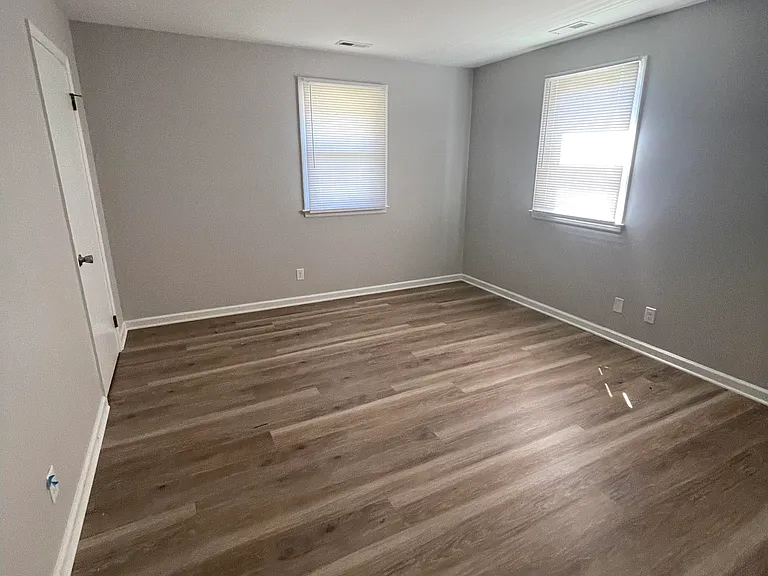 516 Walnut St — Photo 3