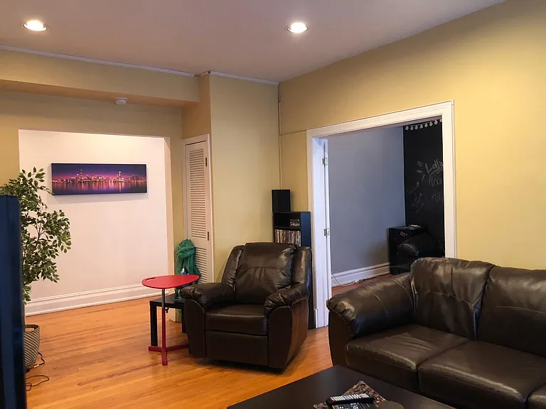 4022 N Ashland Ave #3 — Photo 2