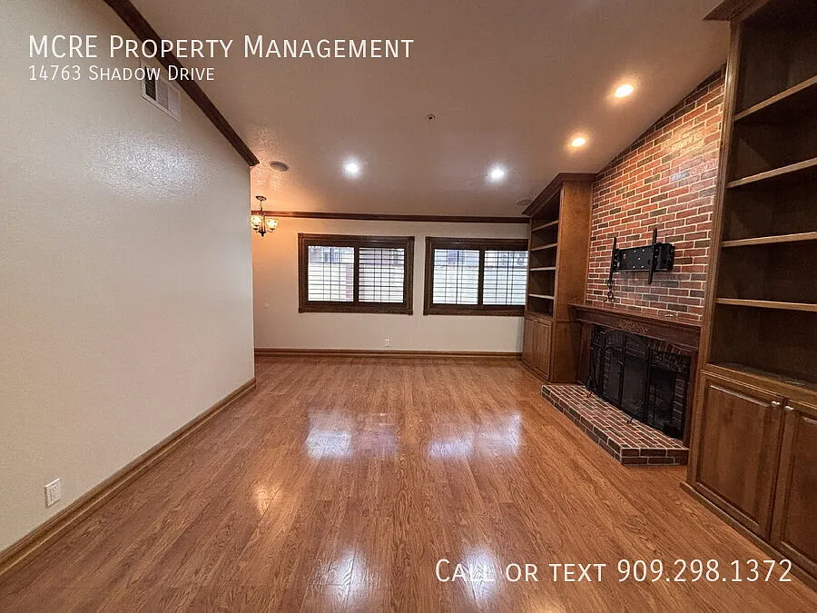 South Fontana Gem 3 Bedrooms, 2 Baths, Fire Pit & Attached Garage — Photo 4
