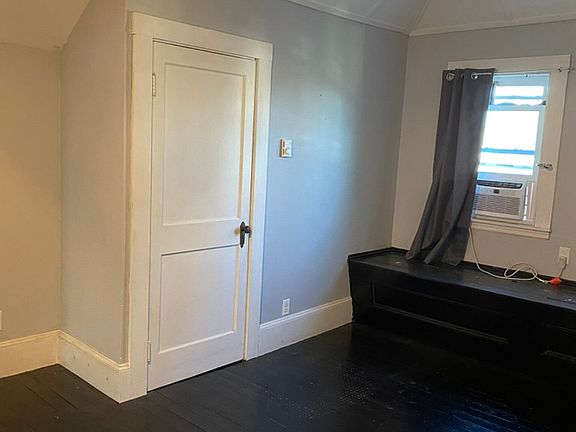 5th image of 7 1/2 Orchard St