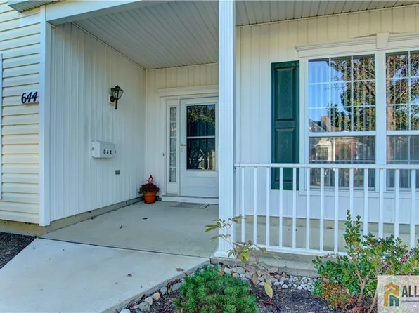 644 Harrier Dr, Monroe Township, NJ 08831