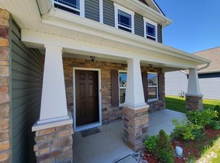 13521 Crescent Ridge Dr, Fort Wayne, IN 46814