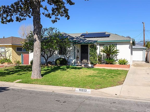 3rd image of 16813 E Nubia St