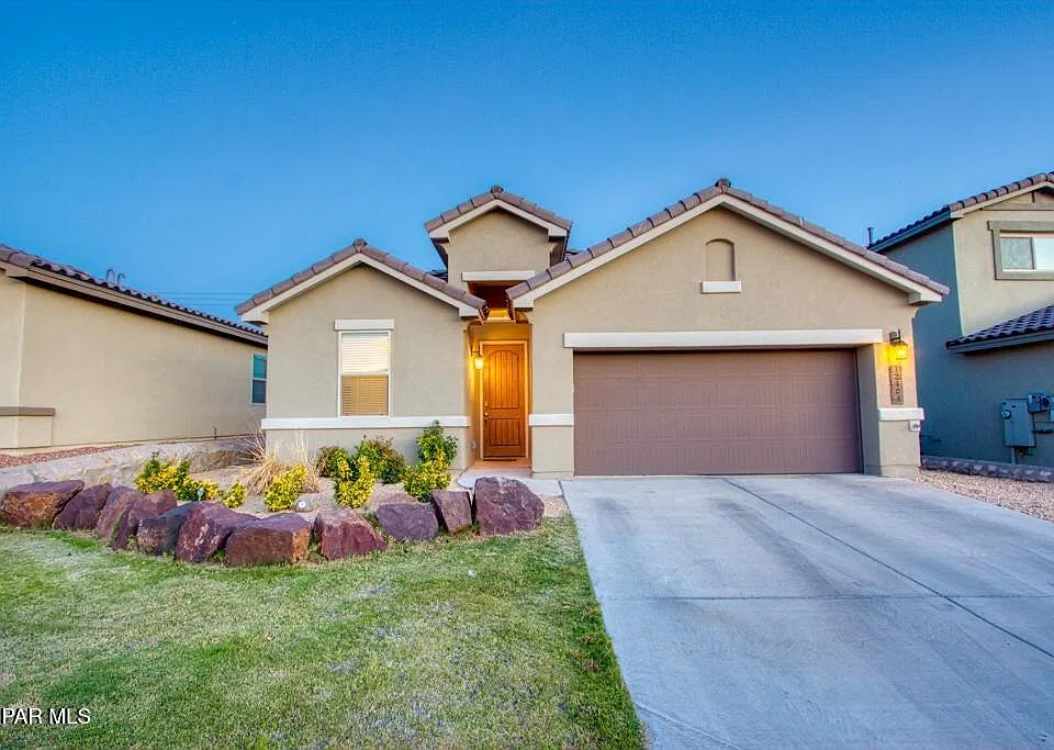 12404 Chamberlain Dr