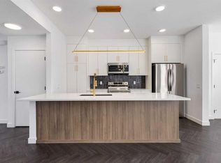 90 W Agate Rd, Cochrane, AB T4C 3B9