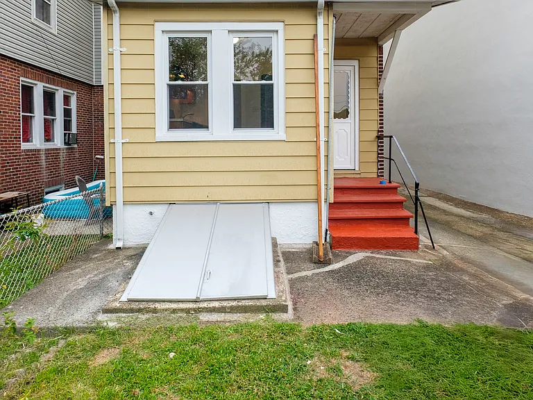 1604 Hamilton Ave — Photo 31