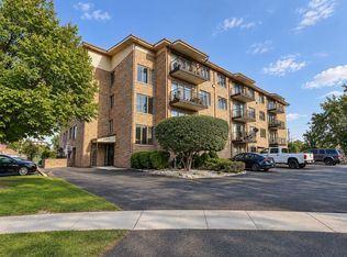 4009 W 93rd Pl #4E-OAK, Oak Lawn, IL 60453