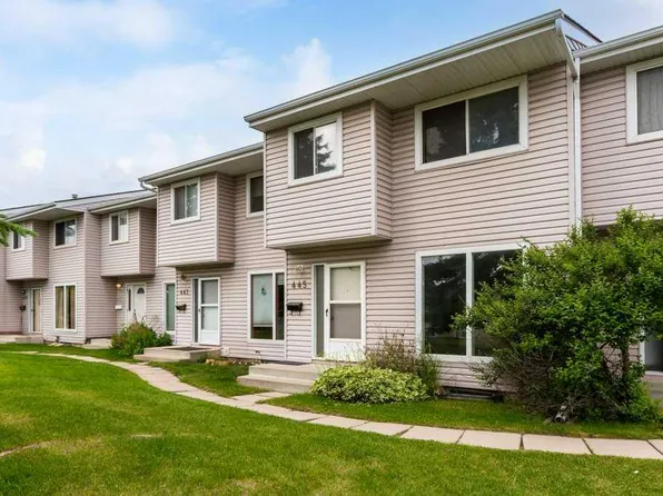 445 E 40th St NE, Calgary, AB T2A 6S1