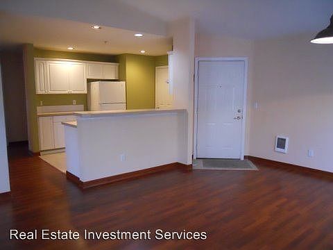 1st image of 2148 Palisade Blvd