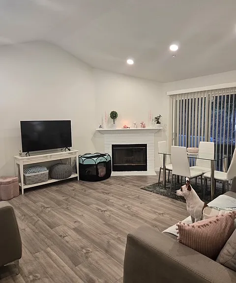 413 Garfield Ave — Photo 2