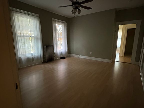5th image of 340 Main St