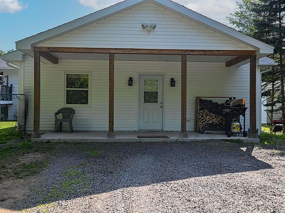 4th image of 1353 Pinecrest Dr