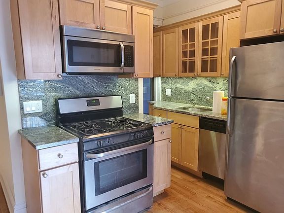 3rd image of 82 Schermerhorn St APT 2D