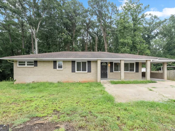 677 N Hairston Rd, Stone Mountain, GA 30083