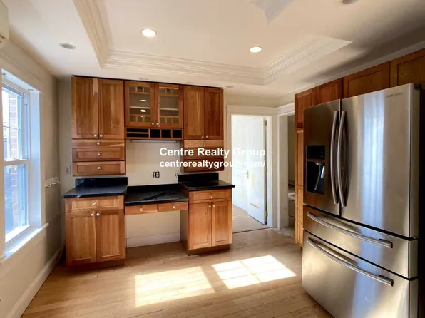 (undisclosed Address), Brookline, MA 02446