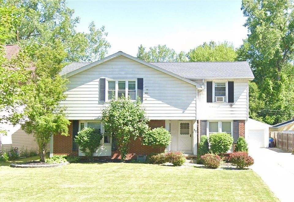 1st image of 22 Brittany Dr