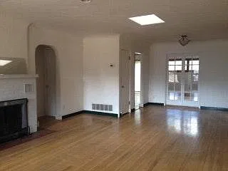 418 Tulane Dr SE — Photo 3