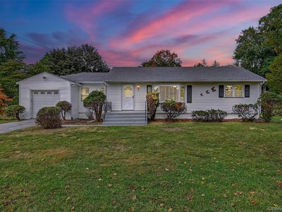 18 Stonecrest Drive, New Windsor, NY, 12553