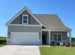 106 Sunflower Ln, Calhoun, GA 30701