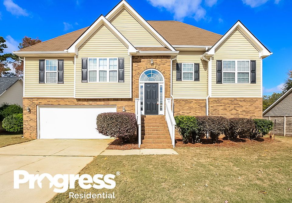 1st image of 445 Camella Cir
