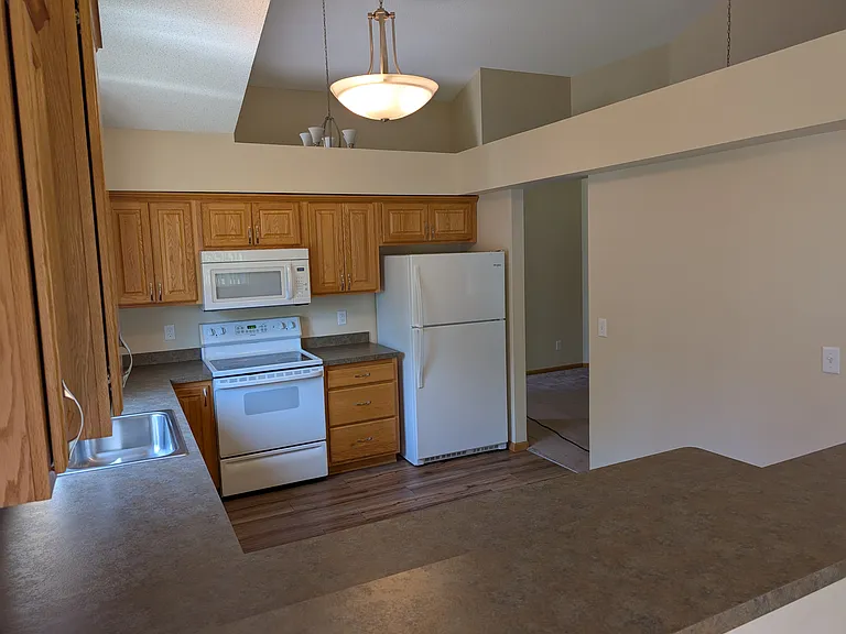 5518 Lachman Ave NE — Photo 12