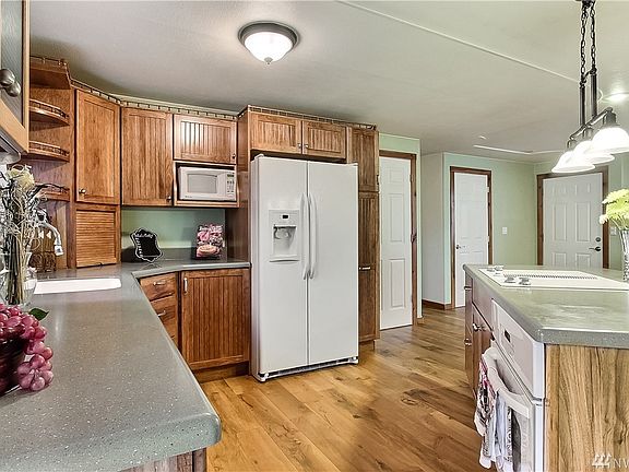 5th image of 8338 58th Ave SE