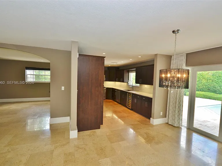 14001 Cypress Ct — Photo 7