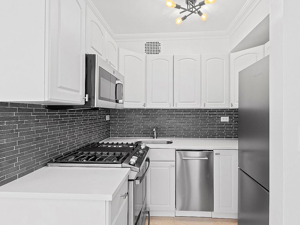 1st image of 301 E 66th St #9S