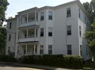 86 Battles St, Brockton, MA 02301