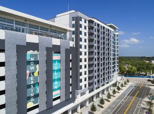 Julian, Orlando, FL 32801