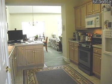 5th image of 391 Rosebury Ct #9
