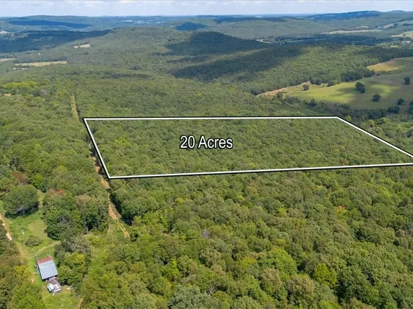 Madison St #6327, Huntsville, AR 72740