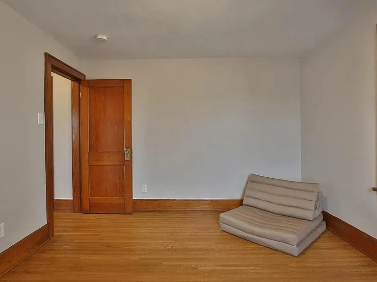 335 E Moler St — Photo 25
