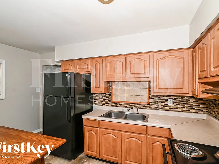 2531 Boulevard Pl — Photo 7