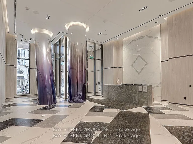 395 Bloor St E #2802 — Photo 4