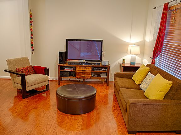 3rd image of 10705 Mountain Ash Dr